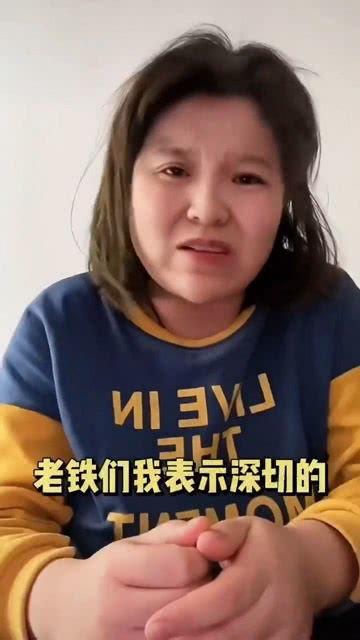 又吃瓜又唱歌的網(wǎng)紅,揭秘又吃瓜又唱歌的網(wǎng)紅魅力